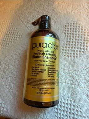 Rado Yellow Pump Bottle Hair Shampoo